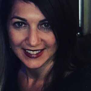 Meet your Posher, Ayse